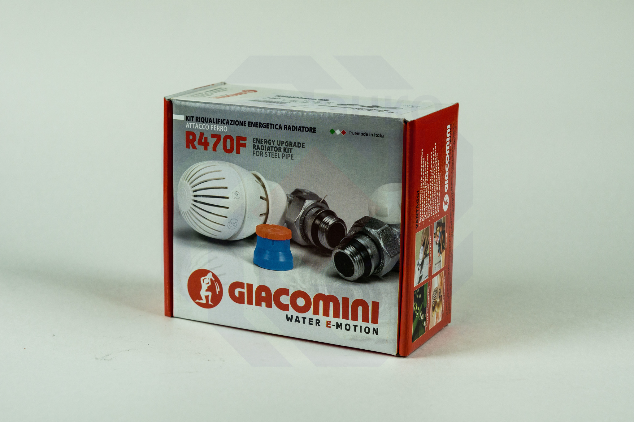 Комплект термостатической регулировки радиаторный GIACOMINI R470F угловой ½