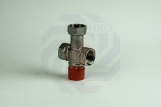 Клапан смесительный термостатический GIACOMINI R156 ¾